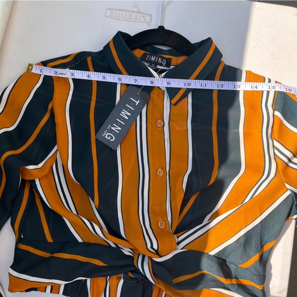 Timing Long Sleeve Button Down Crop Blouse - Picture 8 of 14